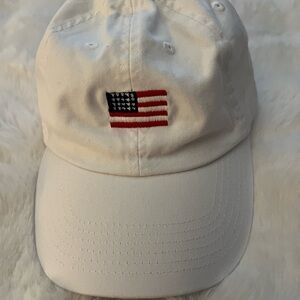 🇺🇸Boutique White Cap with American Flag Embroidery